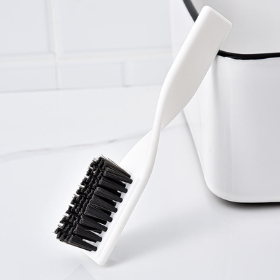 La chaussure de soin balayent le corps de brosse profilé de nettoyage spécial est commode pour la brosse de nettoyage de chaussure